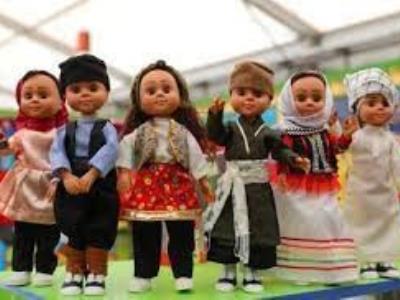 نخستین جشنواره ساخت عروسک با لباس محلی برگزار می‌شود