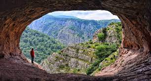 غار دربند رشی شهرستان رودبار